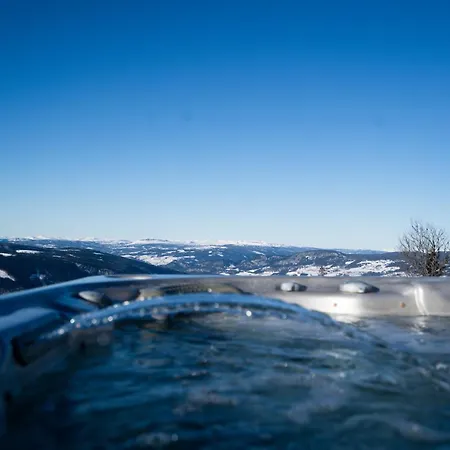 Spacious In Hafjell With Sauna, Ski-inn-ski-out * Øyer