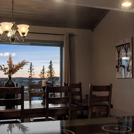Spacious In Hafjell With Sauna, Ski-inn-ski-out Σπίτι διακοπών