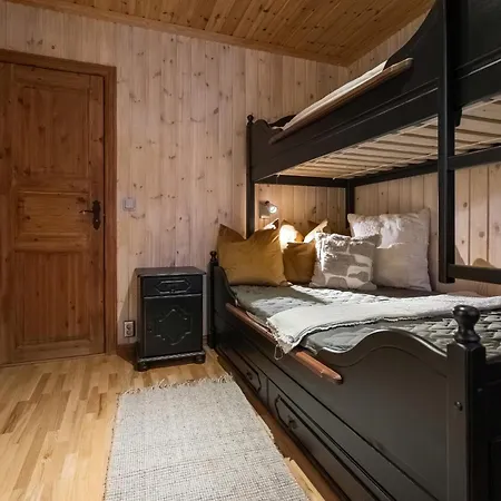 Spacious In Hafjell With Sauna, Ski-inn-ski-out 度假居