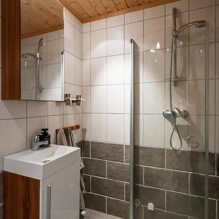 Spacious In Hafjell With Sauna, Ski-inn-ski-out *